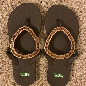 Sanuk Flip Flops